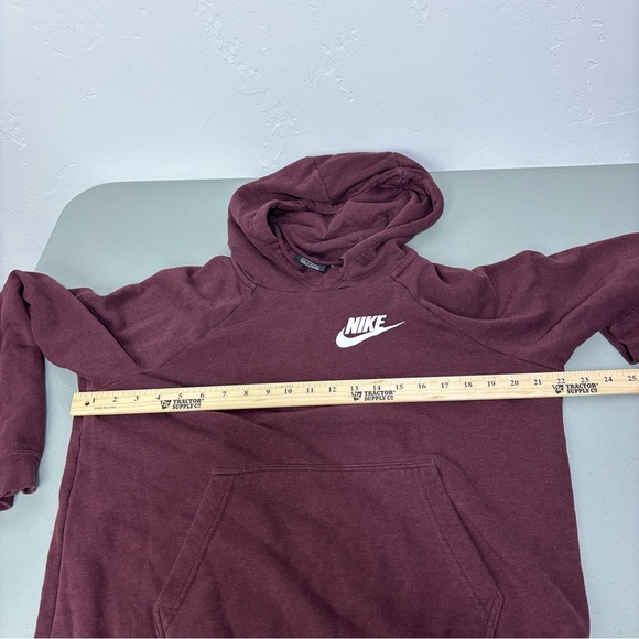 Nike Maroon Hoodie Sweatshirt Women's Medium Pullover Athletic Activewear - Picture 7 of 8